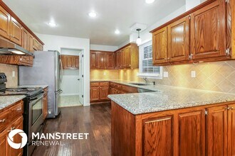 8240 Bell Rd in Lenexa, KS - Building Photo - Building Photo