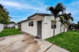 6128 SW 2nd St in Margate, FL - Building Photo - Building Photo