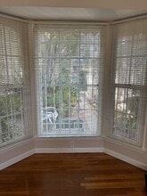 360 N Doheny Dr, Unit 360 in West Hollywood, CA - Building Photo - Building Photo