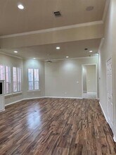 6060 Thursby Ave in Dallas, TX - Building Photo - Building Photo