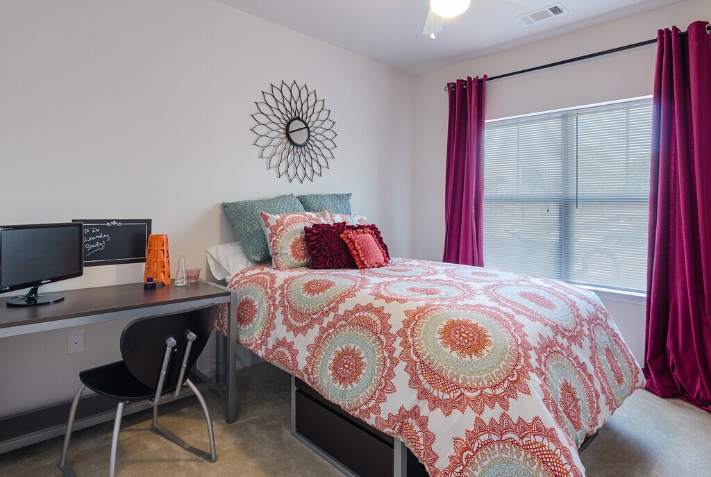 The Edge Blacksburg, VA Apartments