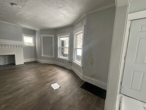 3303 E 117th St in Cleveland, OH - Building Photo - Building Photo