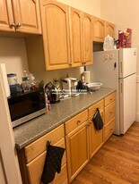 25 Bay State Rd in Boston, MA - Building Photo