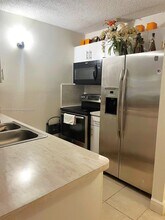 2701 Riverside Dr in Coral Springs, FL - Foto de edificio - Building Photo