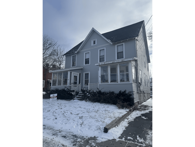 property at 146-148 E Main St