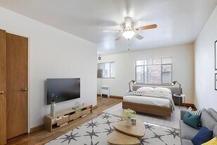 South Josephine in Denver, CO - Building Photo