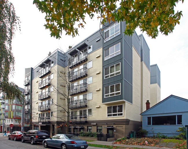 Acacia Court in Seattle, WA - Foto de edificio - Building Photo