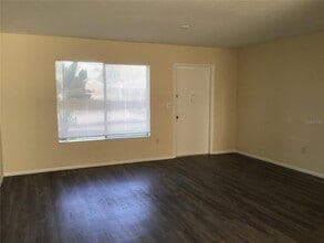 7104 Gama Ct in North Port, FL - Building Photo - Building Photo