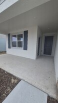 2719 Yukon Trl in Lake Hamilton, FL - Building Photo