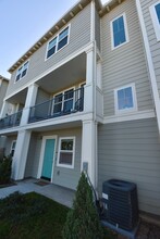 514 Lark Wy-Unit -Vacation Rental in Imperial Beach, CA - Building Photo - Building Photo