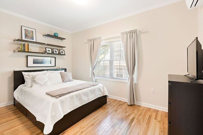 450 Pompton Ave in Cedar Grove, NJ - Building Photo - Building Photo