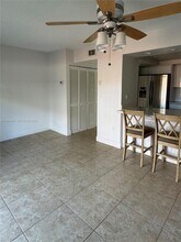 10220 SW 77th Ct in Miami, FL - Building Photo - Building Photo