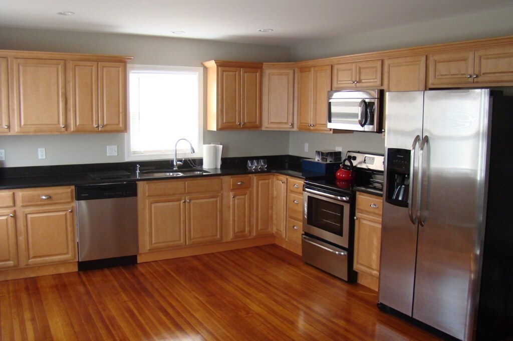 431 Trapelo Rd in Belmont, MA - Building Photo