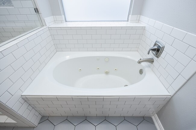 property at 19423 Arbor Pines Ln