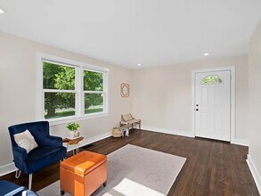 1003B Drummond Dr in Nashville, TN - Building Photo - Building Photo
