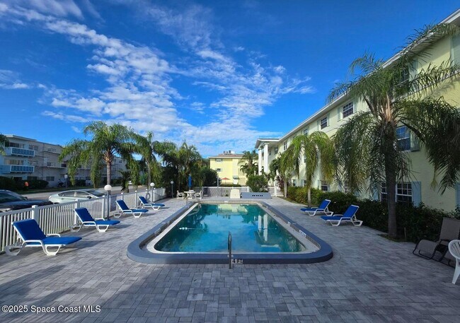 230 Columbia Dr in Cape Canaveral, FL - Building Photo - Building Photo