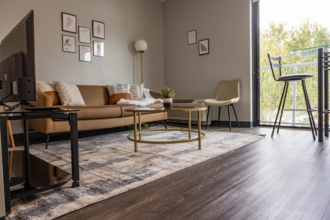 2301 Ingersoll Ave in Des Moines, IA - Foto de edificio