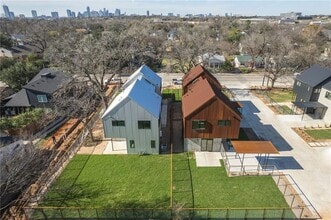 915 Tillery St in Austin, TX - Building Photo - Building Photo