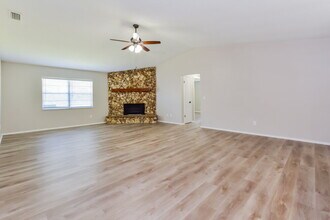 10423 Cedarhurst Ave in Orlando, FL - Building Photo - Building Photo