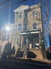 309 S 11th St in Newark, NJ - Building Photo - Building Photo
