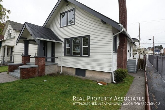 property at 910 S I St