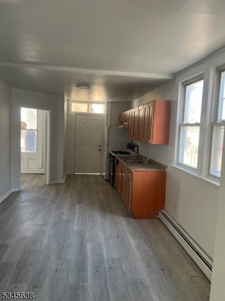 36 N 8th St in Paterson, NJ - Building Photo