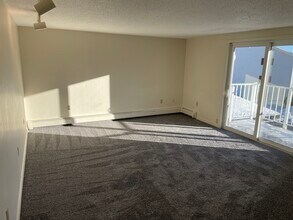 834 State St in Bangor, ME - Foto de edificio - Building Photo