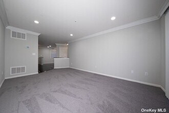 46 Sylvan Ln-Unit -46 in Port Jefferson Station, NY - Building Photo - Building Photo