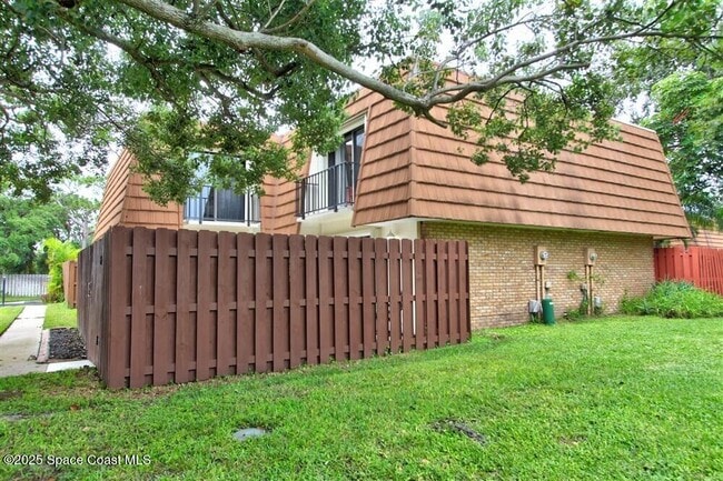 property at 1717 Patty Cir NE