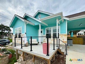 1285 Live Oak Dr in Spring Branch, TX - Building Photo - Building Photo