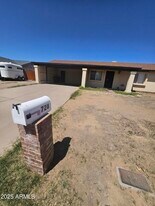728 W Bluefield Ave in Phoenix, AZ - Building Photo