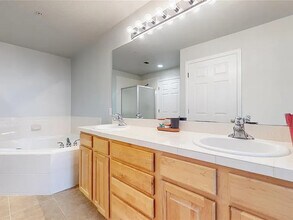 1767 N Pearl St, Unit 107 in Denver, CO - Building Photo - Building Photo
