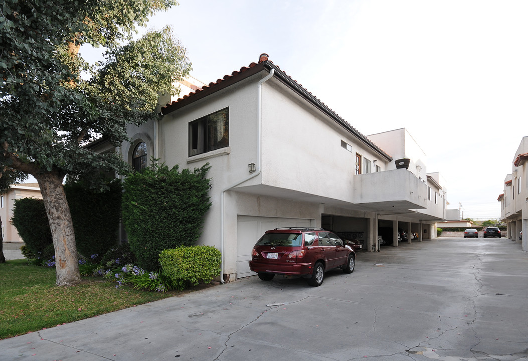 4045 W 182nd St in Torrance, CA - Foto de edificio