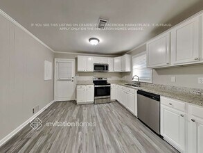 2932 Heather Dr, Unit A in East Point, GA - Building Photo - Building Photo