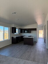7887 E 46th Pl in Yuma, AZ - Building Photo - Building Photo