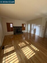 1765 Crimson Terrace in Brentwood, CA - Building Photo - Building Photo