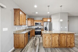 8646 N Crimson Canyon Rd in Prescott Valley, AZ - Building Photo - Building Photo