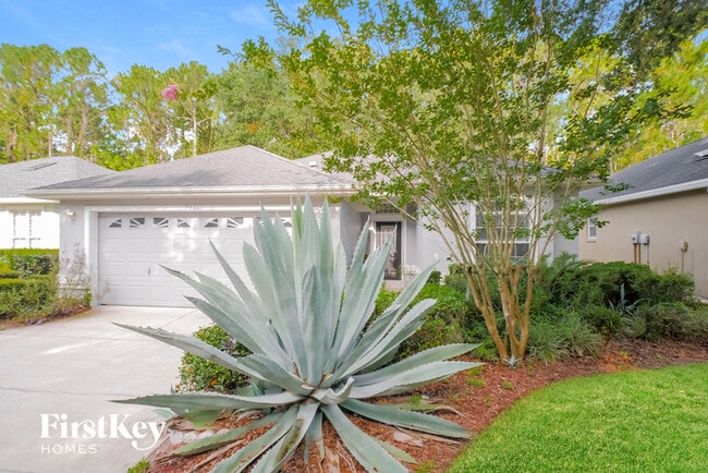 property at 541 Boxwood Pl