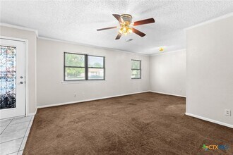 1902 Hooten St in Killeen, TX - Building Photo - Building Photo