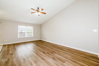 6303 Bryce Canyon Dr in Indianapolis, IN - Building Photo - Building Photo