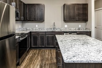 Vue 156 in Omaha, NE - Building Photo - Building Photo
