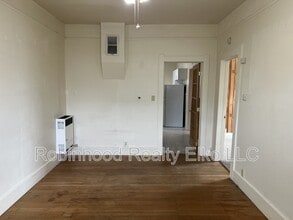 570 Silver St in Elko, NV - Building Photo - Building Photo