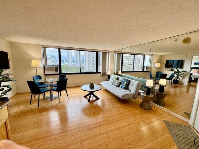 property at 343 Hobron Ln