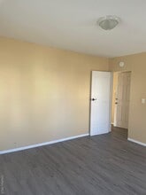 44 Broad St in Middletown, NY - Building Photo - Building Photo