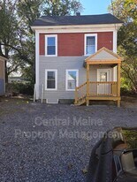80 Gage St in Augusta, ME - Building Photo