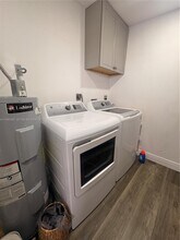 8221 NW South River Dr in Medley, FL - Building Photo - Building Photo