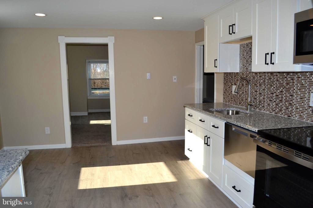 1643 Rockwell Rd in Abington, PA - Building Photo