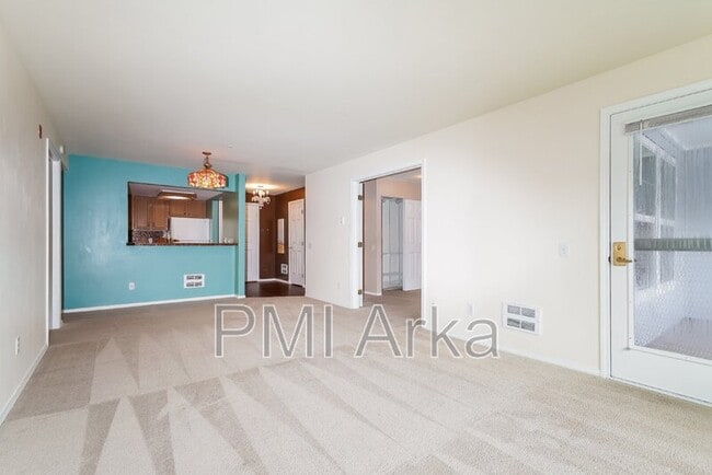 4081 224th Ln SE in Issaquah, WA - Building Photo - Building Photo