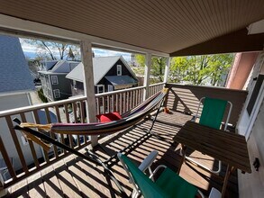 21 Chandler St, Unit 3 in Somerville, MA - Foto de edificio - Building Photo