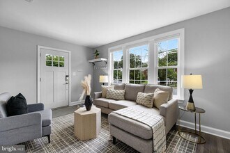 2613 S Troy St in Arlington, VA - Building Photo - Building Photo